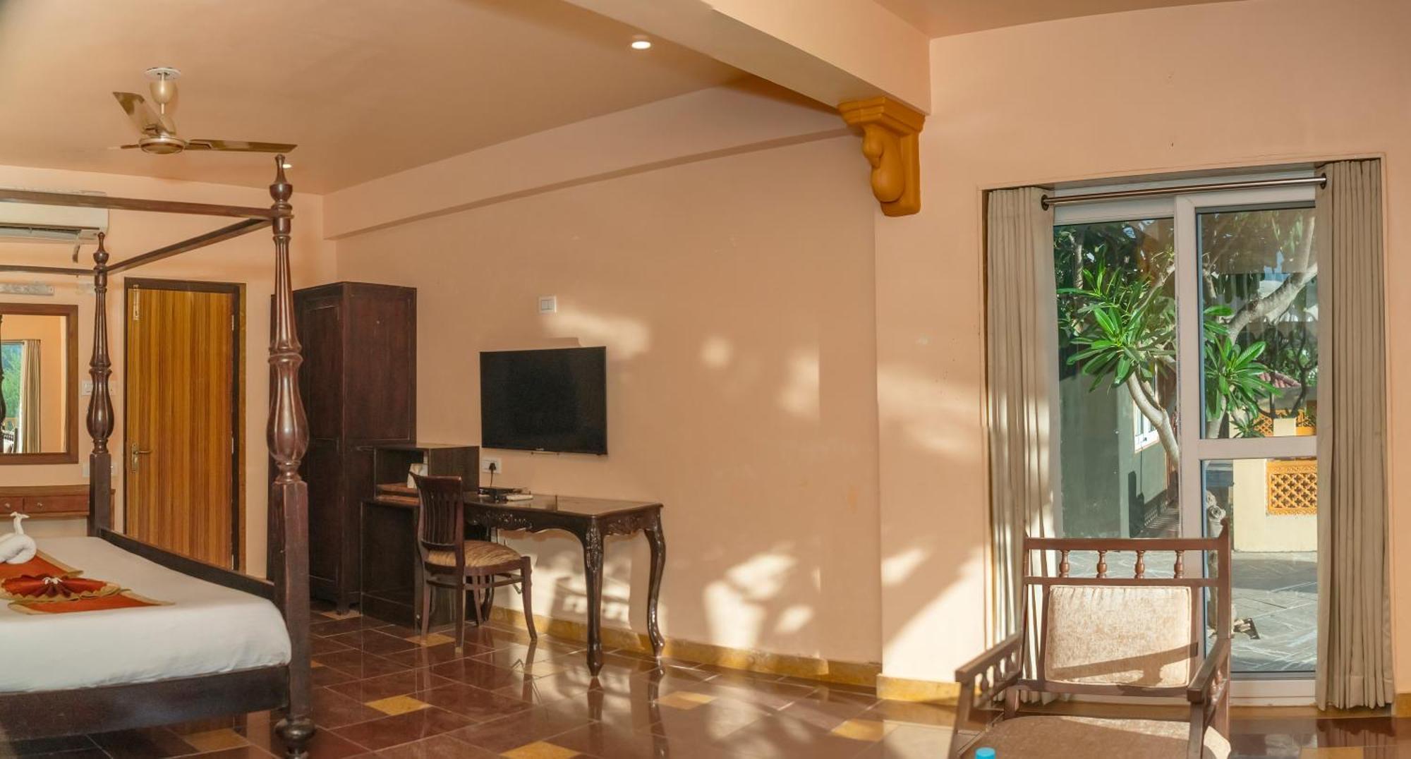Udai Nature Valley Resort - A Peace Full Farmhouse Resort Udaipur Exteriör bild