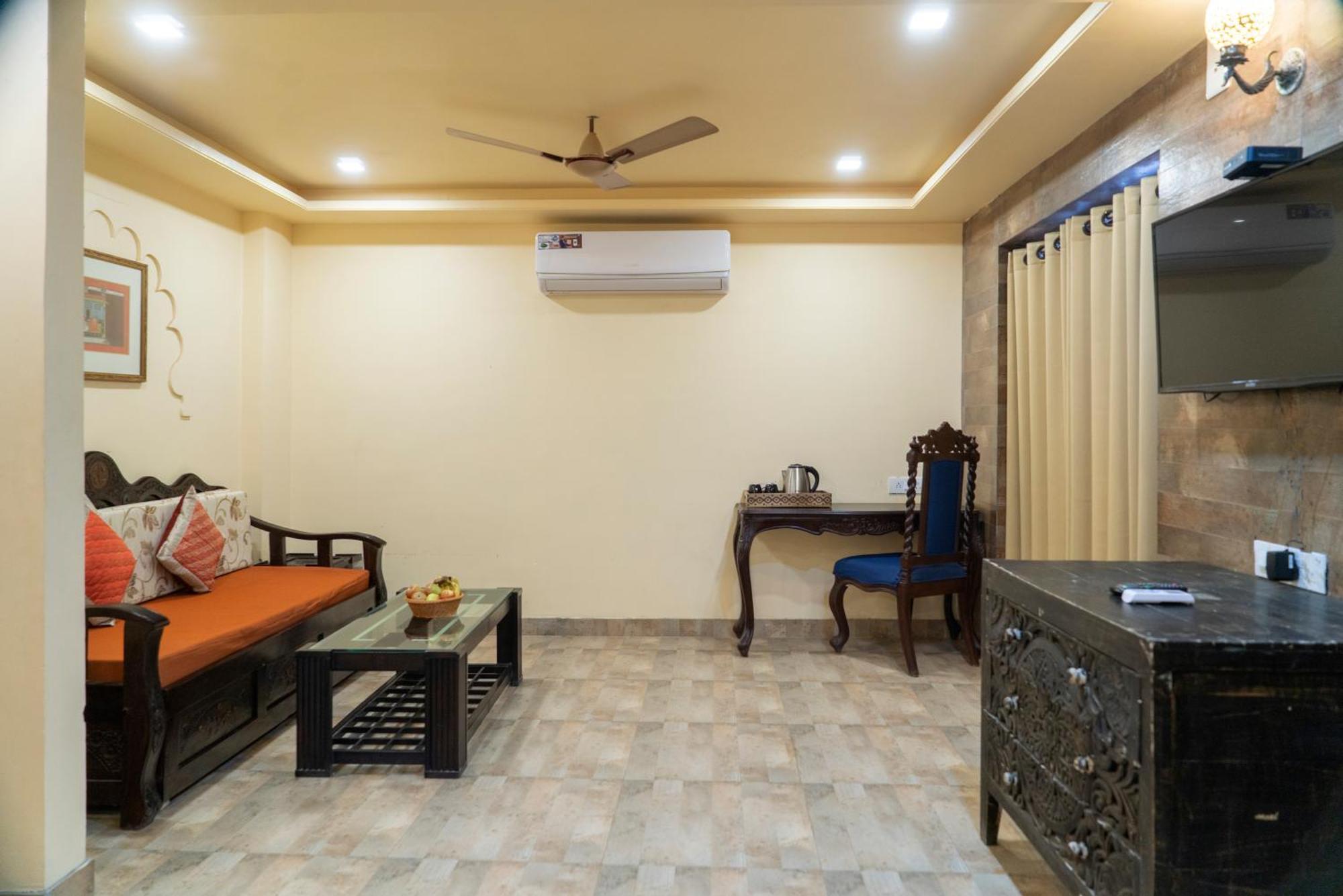 Udai Nature Valley Resort - A Peace Full Farmhouse Resort Udaipur Exteriör bild