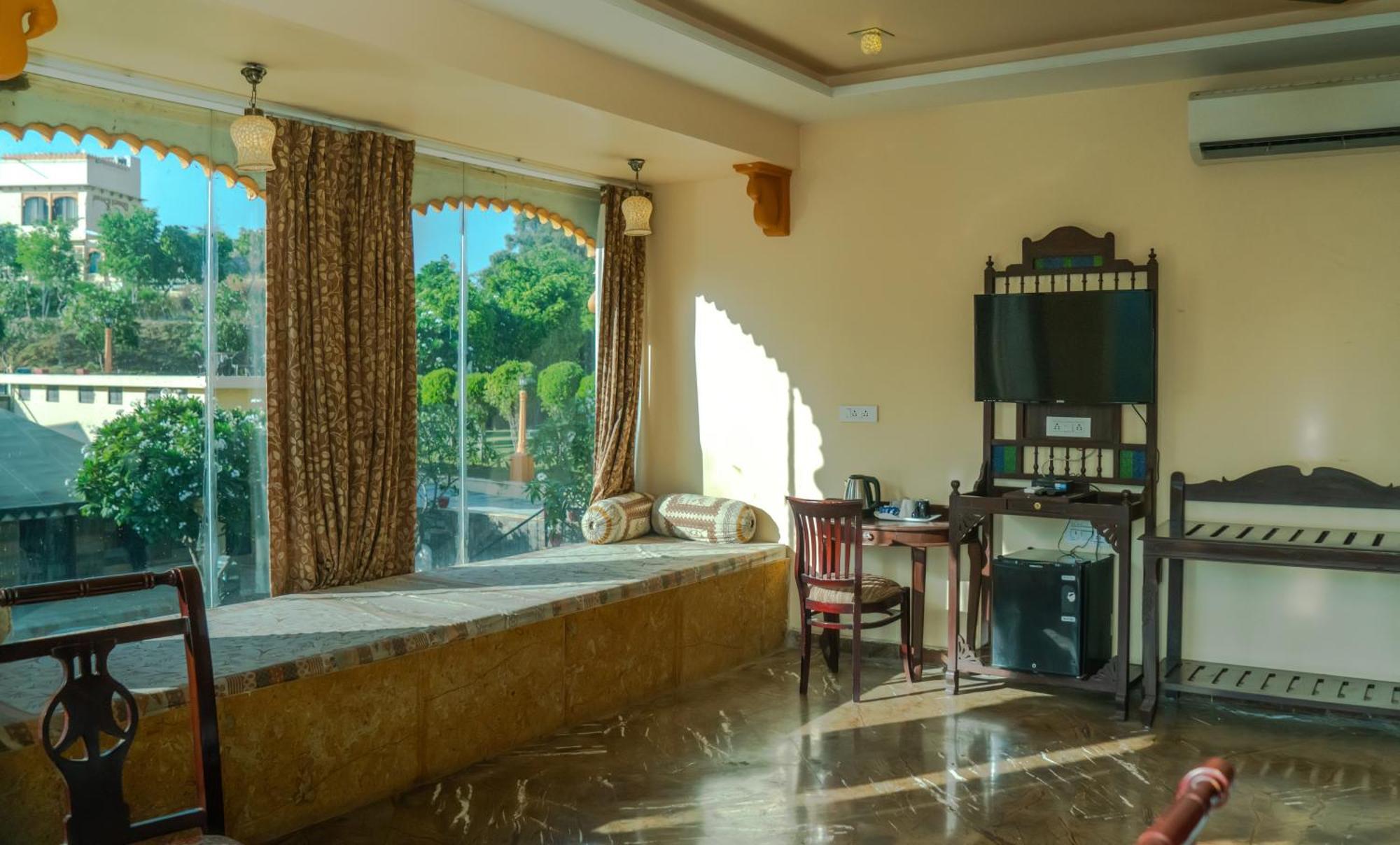 Udai Nature Valley Resort - A Peace Full Farmhouse Resort Udaipur Exteriör bild
